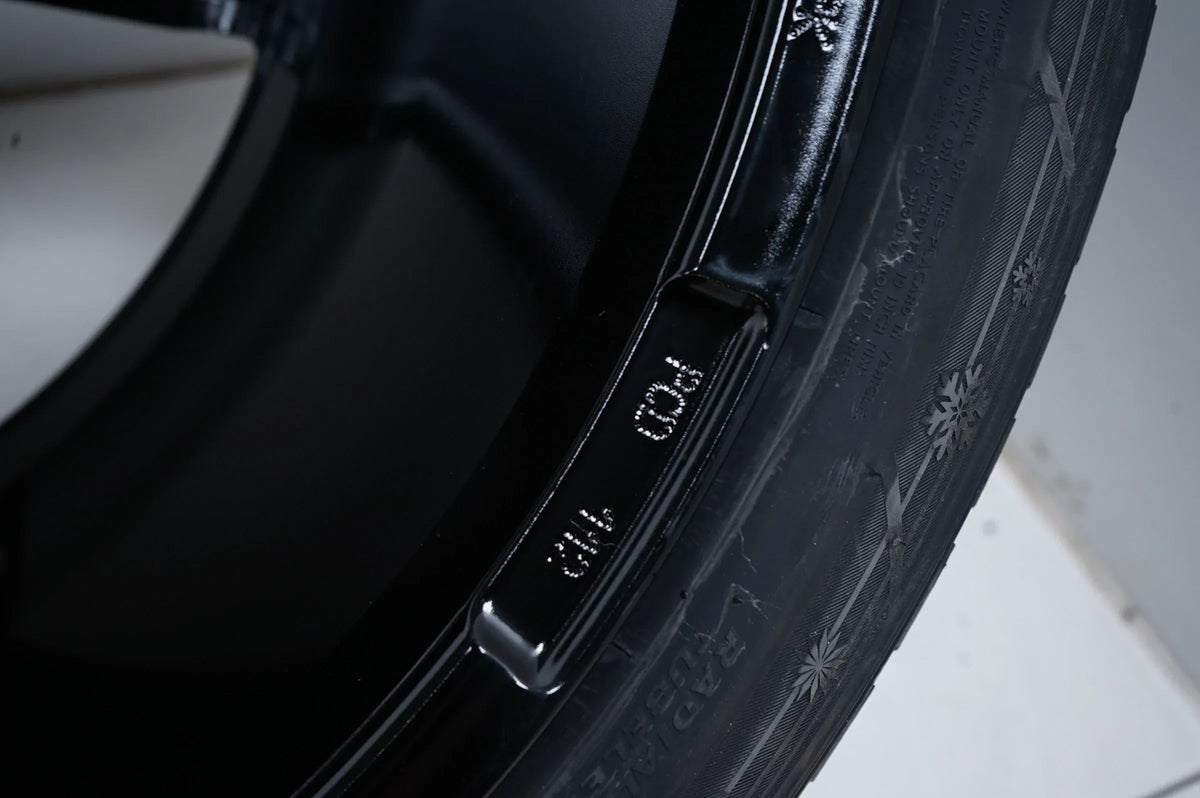 NEW Mercedes E-Class Hybrid W214 Winter Wheels Winter Tires 19 Inch Detailansicht 15