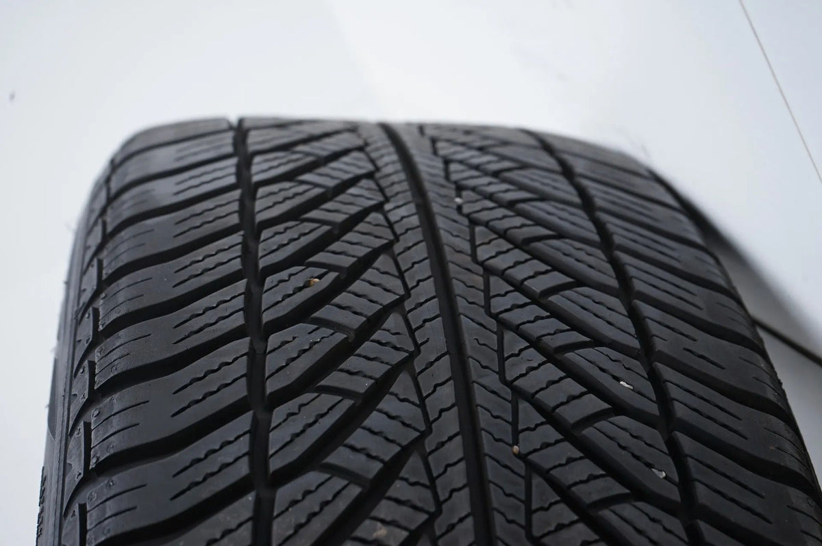 BMW 5 Series G30 G31 Winter Tires Winter Wheels 245 45 18 inch 632 Detailansicht 12