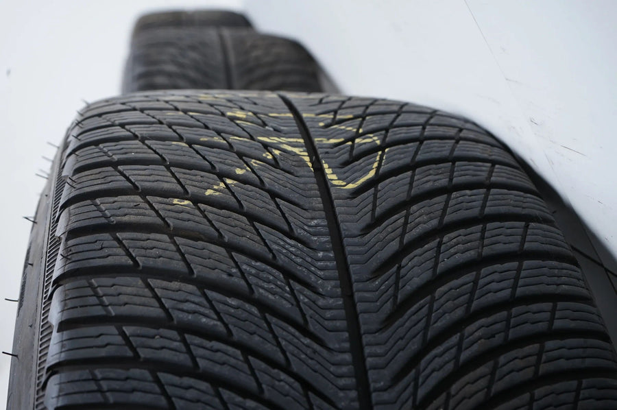Pneus hiver et jantes hiver 20 pouces pour Mercedes SL AMG R232 W232