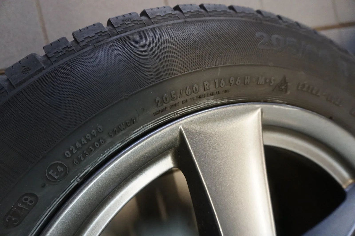 Audi A4 A5 B8 B9 Mercedes E-Klasse W211 Alufelgen Winterräder Winterreifen 6mm Detailansicht 4