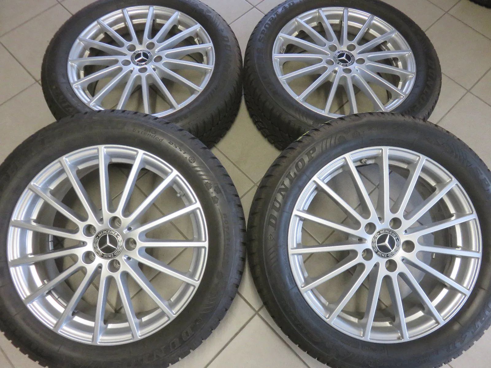 Original Mercedes GLA X156 W156 18 Zoll Alufelgen Winterräder Winterreifen