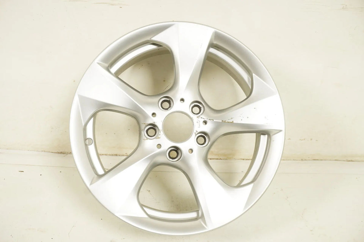 1 x BMW 1 Series E81 E82 E87 E88 Alloy Wheel 17 Inch 370 6797517 Detail view 2