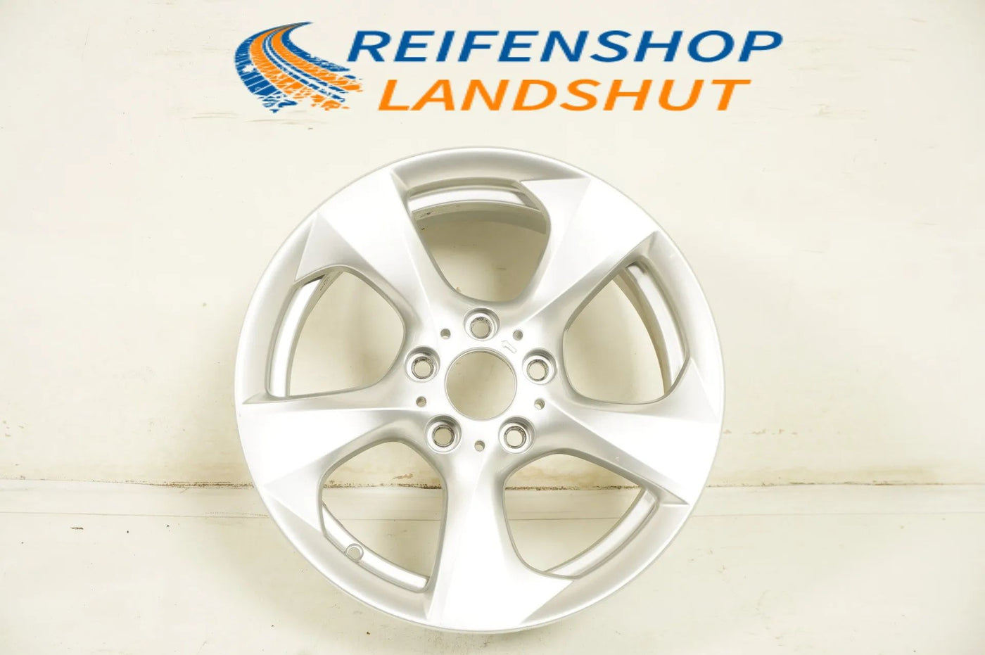 1 x BMW 1 Series E81 E82 E87 E88 Alloy Wheel 17 Inch 370 6797517