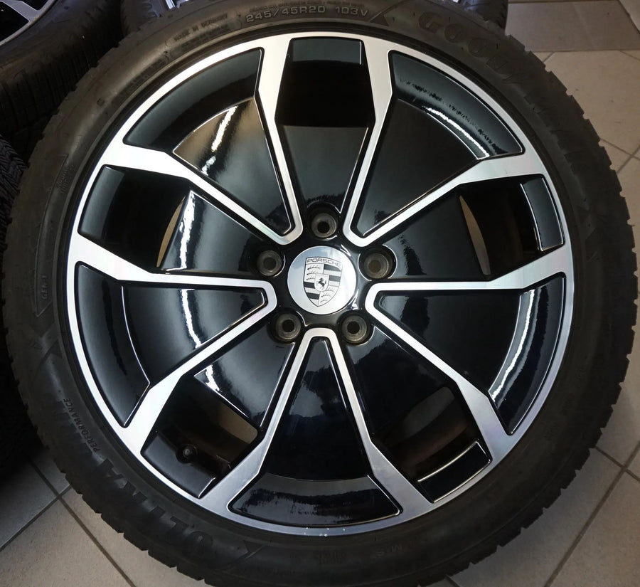 Jantes alliage aéro Porsche Taycan 20 pouces d'origine pneus hiver roues hiver 7mm 2023