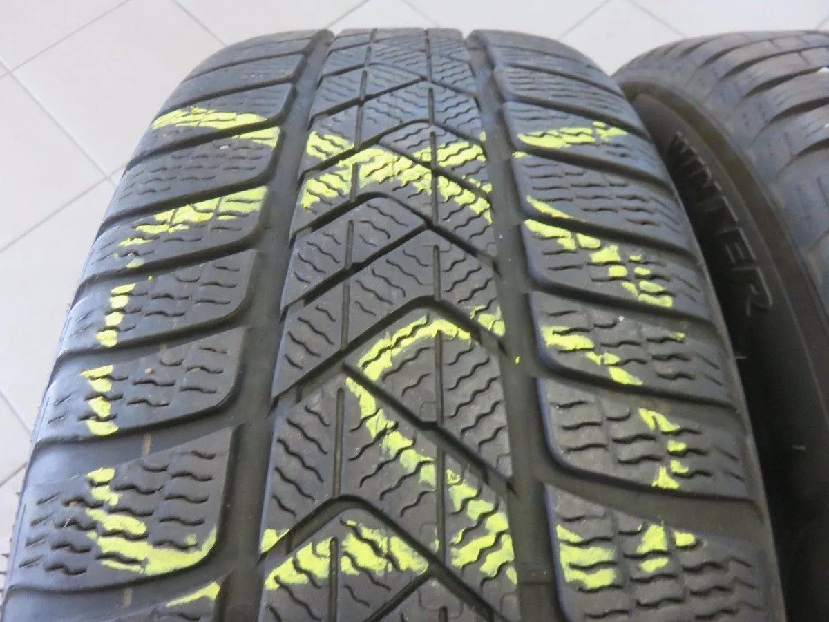 Original BMW X1 F48 X2 F39 18 Zoll Alufelgen M570 Winterreifen Detailansicht 16