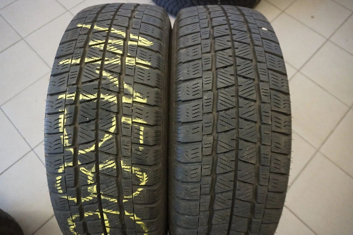VW Bus Transporter T5 T6 Steel Wheels Winter Tires 215 60 R17C 7mm Detail view 7