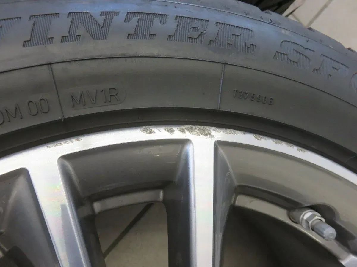 Jantes alliage d'origine BMW Série 5 G30 Style 631 6863417 Pneus hiver Detailansicht 7