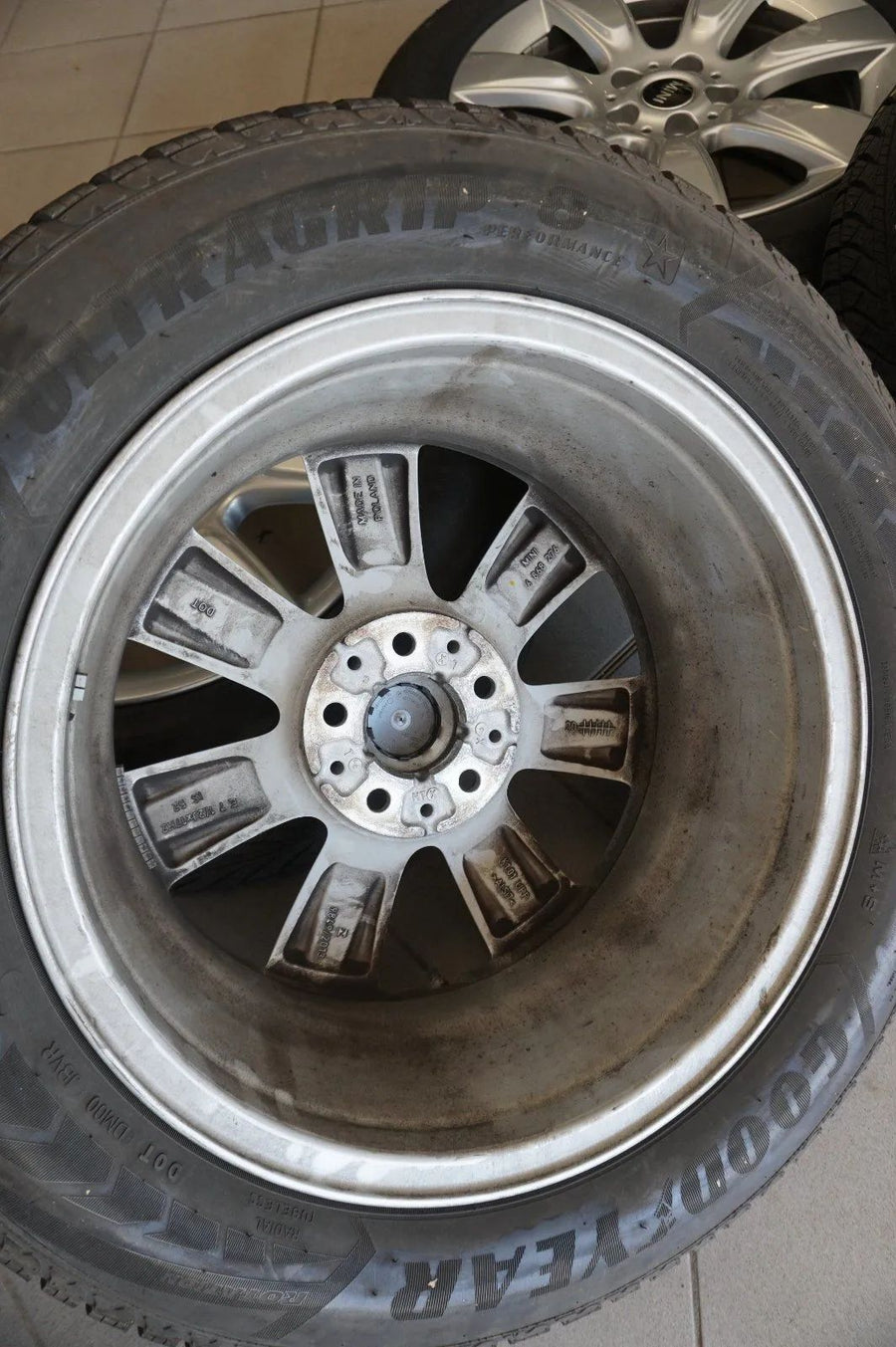 Original Mini Countryman F60 SE Alloy Wheels Winter Tires 225 55 R17 Inch 6mm