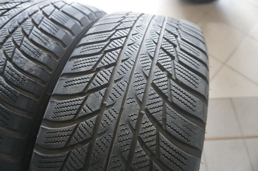 Jantes en aluminium, pneus hiver, roues hiver d'origine Mercedes Classe A W177, Classe B, CLA