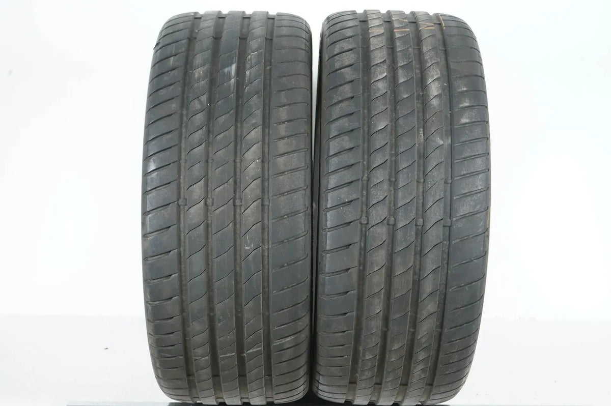 2 x Pneus été Bridgestone 255 40 R20 DOT22 environ 5mm AO Vue détaillée 2