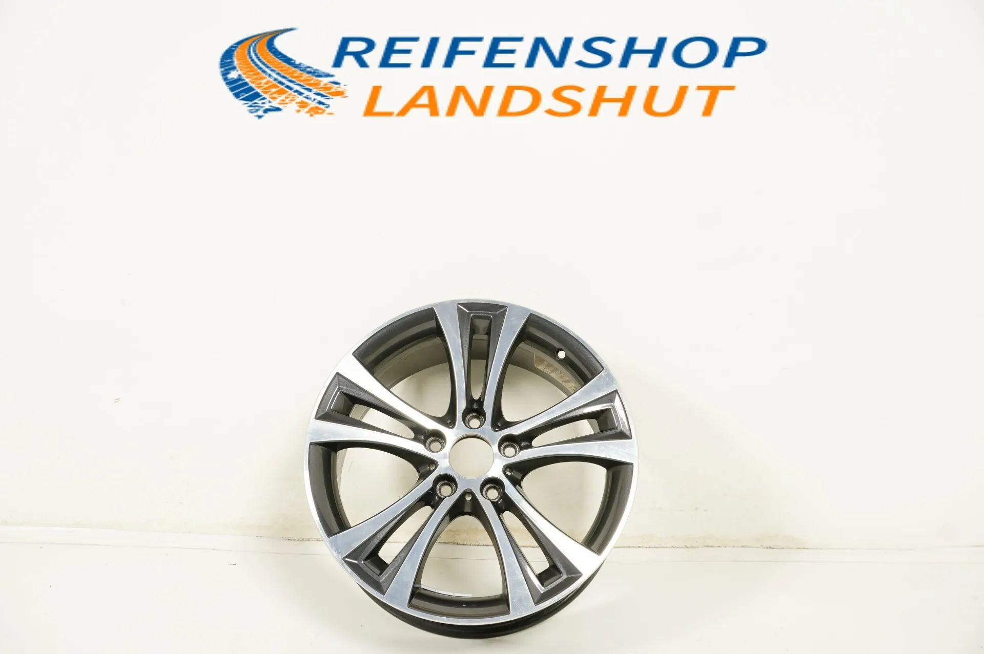 1 x BMW 1er 2er F20 F21 F22 Alufelge 18 Zoll 384 6796211 8J