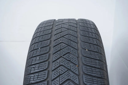 Jaguar F-Pace winter tires/wheels 255/60 R18 HK83-1007-AA