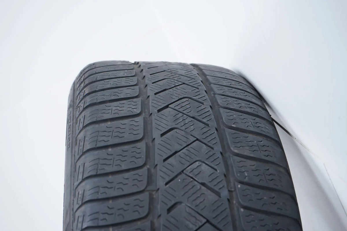 Mercedes C Klasse W206 Winterreifen Winterräder 225 45 18 Zoll Detailansicht 13