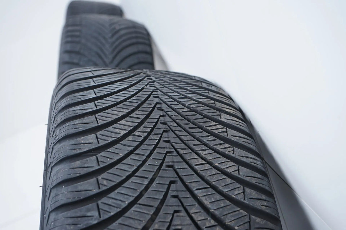 Mercedes C-Class W206 all-weather tires, winter wheels, 225/45/18 inch Detailansicht 14