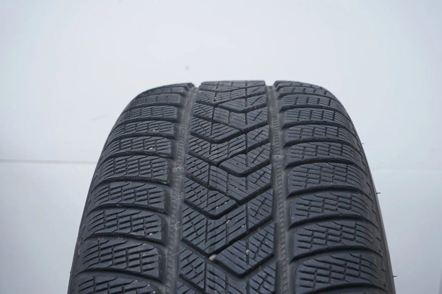 Land Rover Range Velar winter tires/wheels 255/55/19 inch