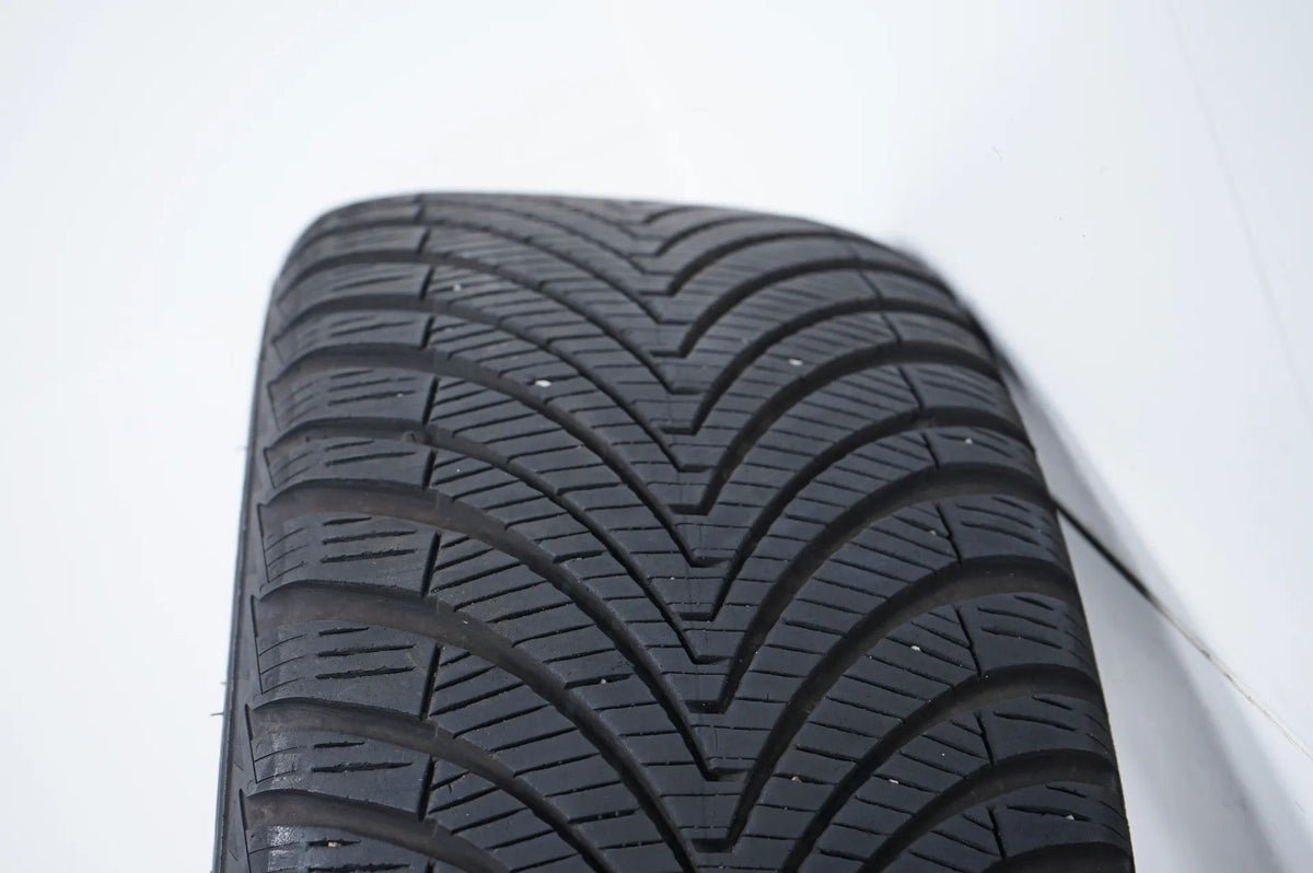 Mercedes C-Class W206 all-weather tires/winter wheels 225/45/18 inch Detailansicht 15