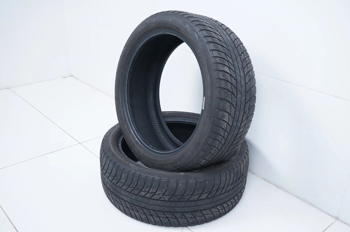 2 x Bridgestone winter tires 225 45 18 inch DOT21 approx. 3 mm MO Detailansicht 4
