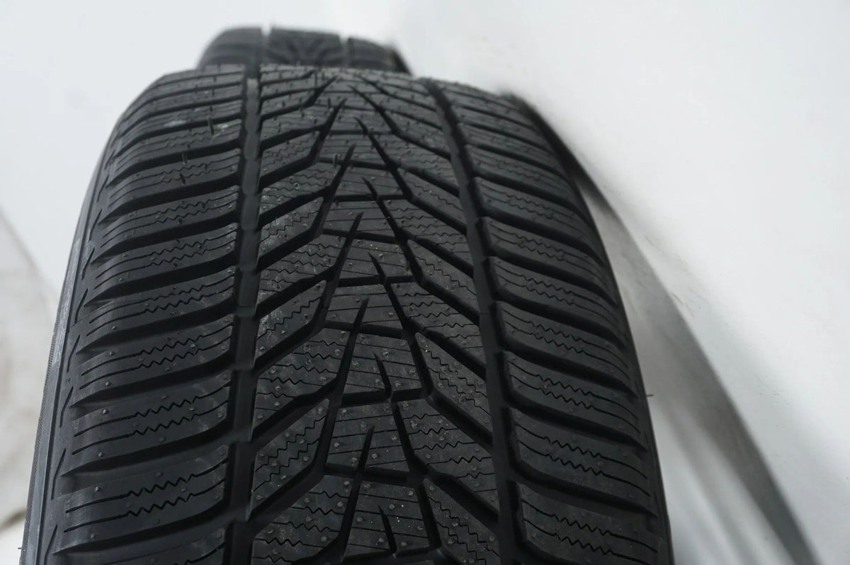 NUOVO BMW iX1 X1 U11 pneumatici invernali, ruote invernali 225 55 18 pollici Visualizzazione dettagliata 11