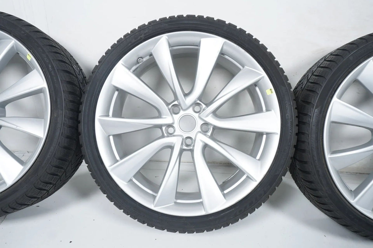 Tesla Model 3 winter wheels 235/35/20 inch with sensors (up to 2020) Detailansicht 4