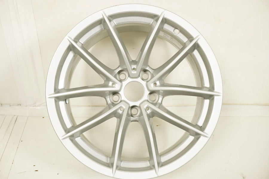 1 x originální hliníkový disk BMW Z4 G29 17 palců 6879184 768 8,5J