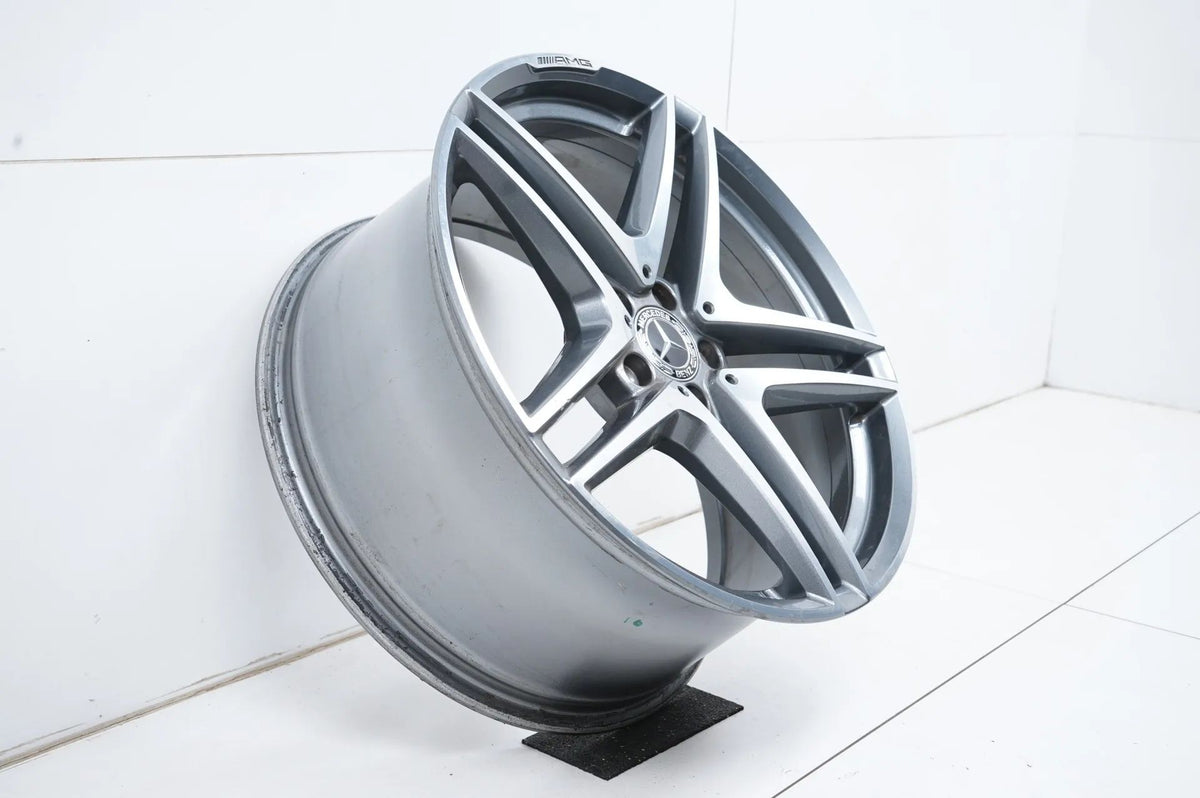 1 jante en aluminium Mercedes Classe S W222 20 pouces A2224010900 9,5J ET39 Vue détaillée 3
