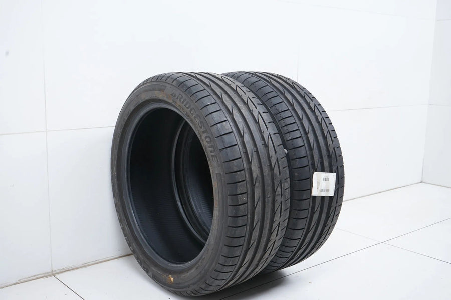 2x Sommerreifen Bridgestone 245 45 19 Zoll ca.6mm DOT19 MO