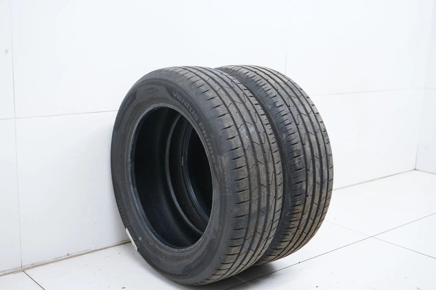 2 pneus été Hankook 205/60 R17 pouces DOT20, profondeur de sculpture d'environ 6 mm, BMW*
