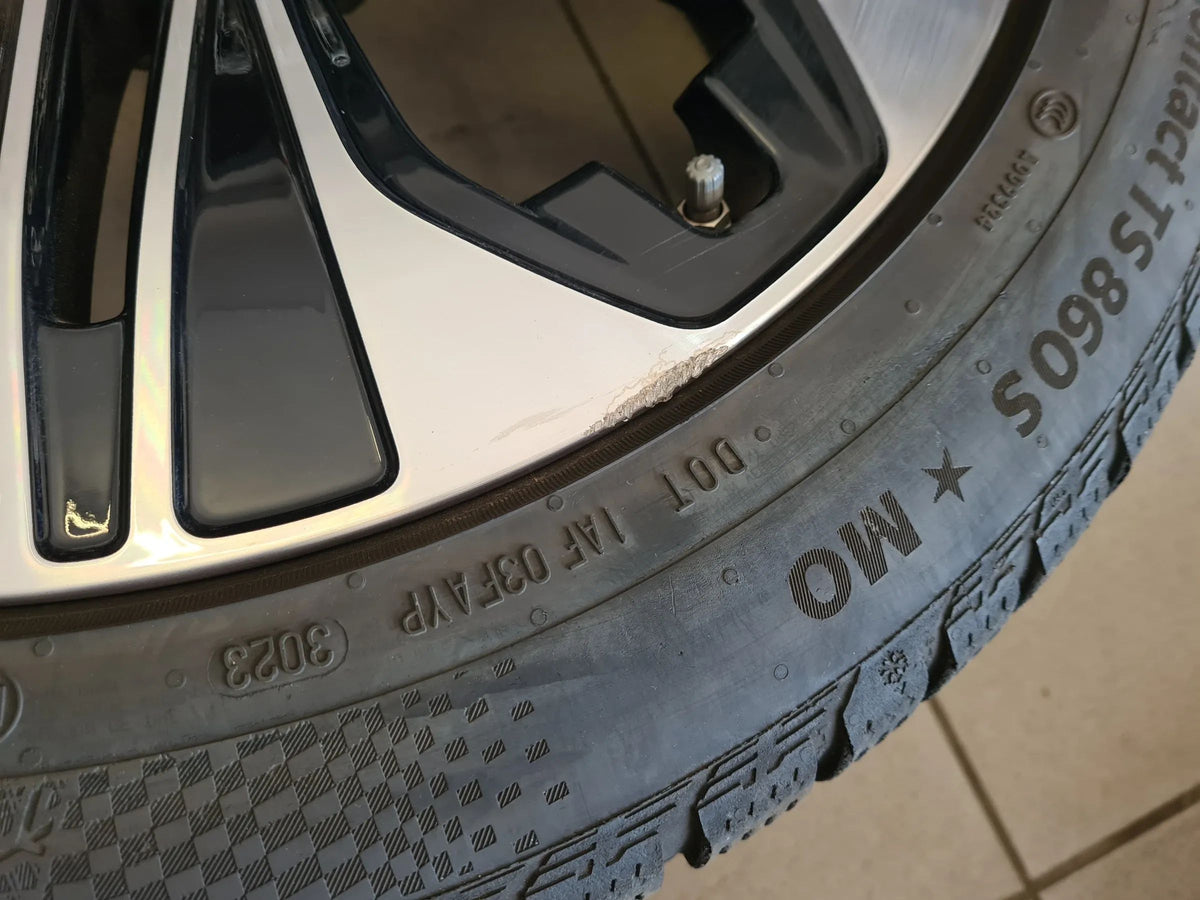 Original Mercedes E-Klasse W214 S214 Alufelgen Winterreifen 245 45 R19 Zoll Visualizzazione dettagliata 12