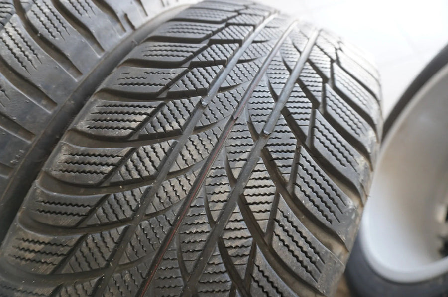 Original Audi Q2 GA Alufelgen Winterräder Winterreifen 215 55 R17 94V 7,5mm