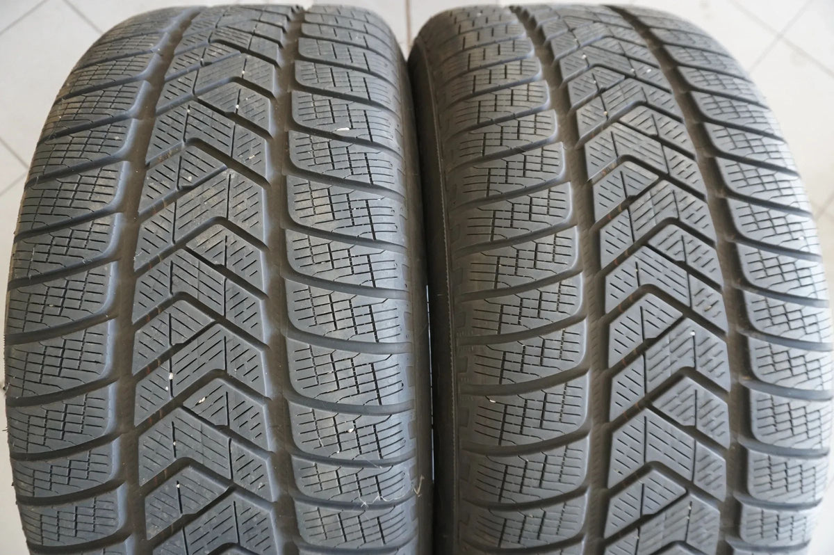 Original Porsche Macan 95B 19 tommer alufælge vinterhjul vinterdæk 2023 6,5mm Detaljevisning 14