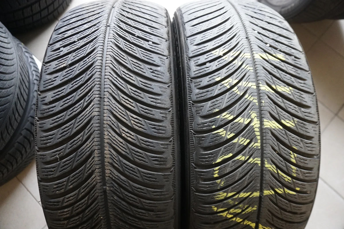 Original Mercedes V-Klasse Vito W447 17 Zoll Alufelgen Winterreifen 235 55 R17 Vue détaillée 4