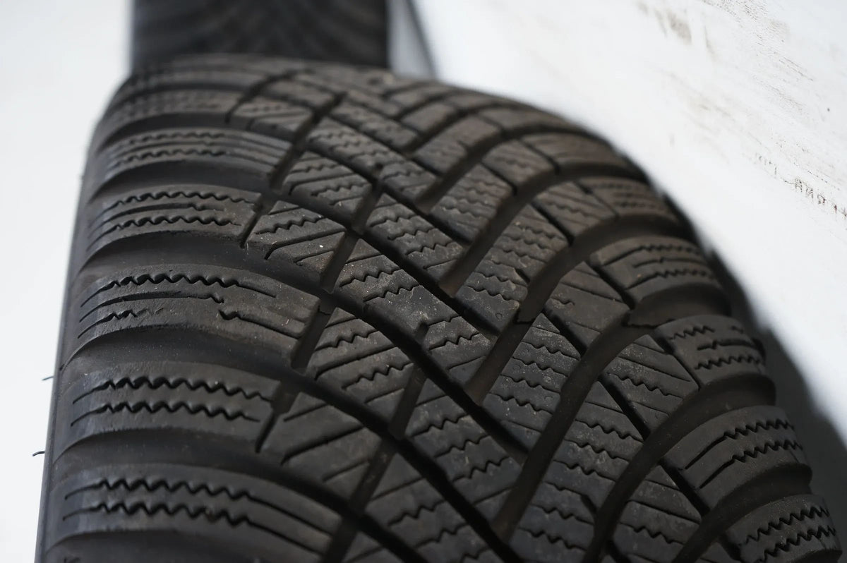 MINI F65 F66 F67 winter tires winter wheels 195 50 17 inch 5A3E643 Detail view 8