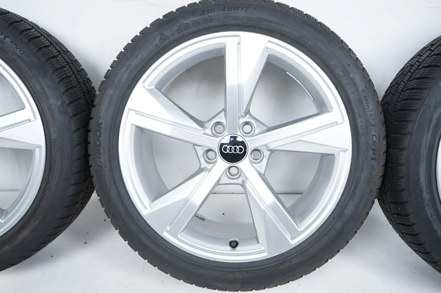 Audi A1 GB Allwetterräder mit neuen Allwetterreifen 215 45 17 Zoll 82A601025G
