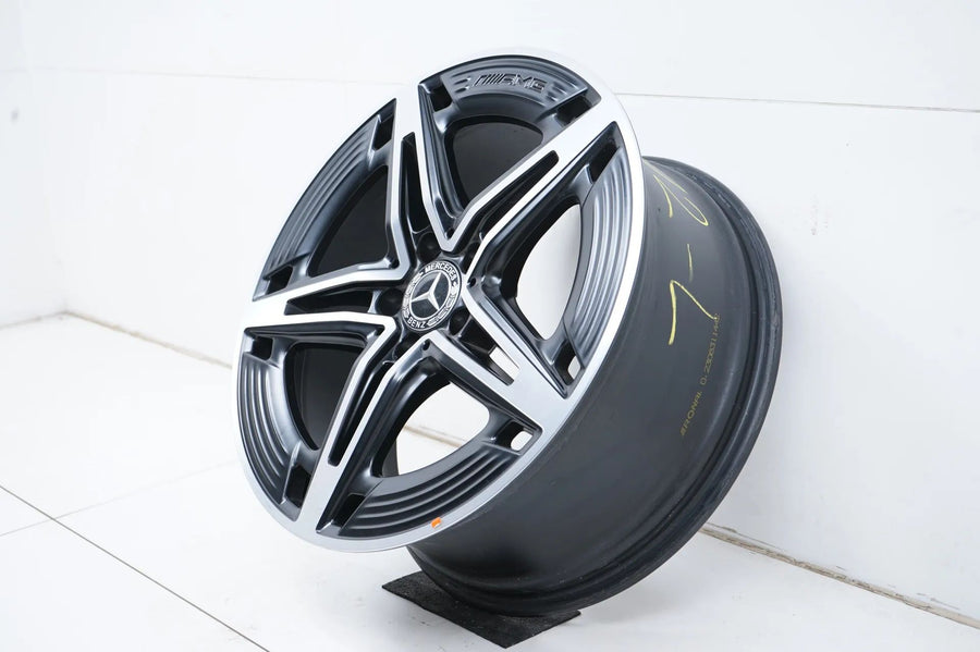 1 x Jante alliage Mercedes CLA35 AMG W118 19 pouces A1184010600 8,5J