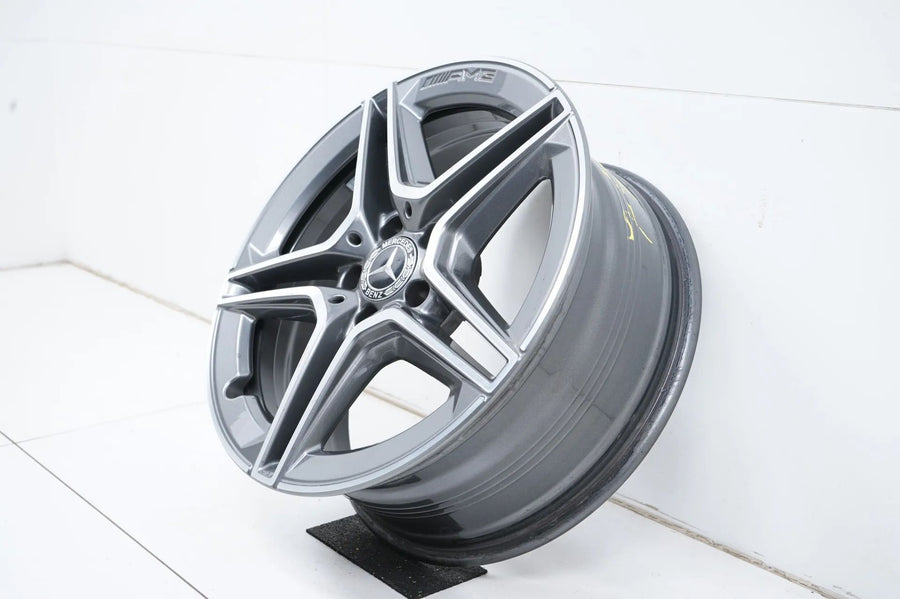 1 x Mercedes A35 AMG W177 Alufelge 18 Zoll A1774013800 7,5J ET33,5