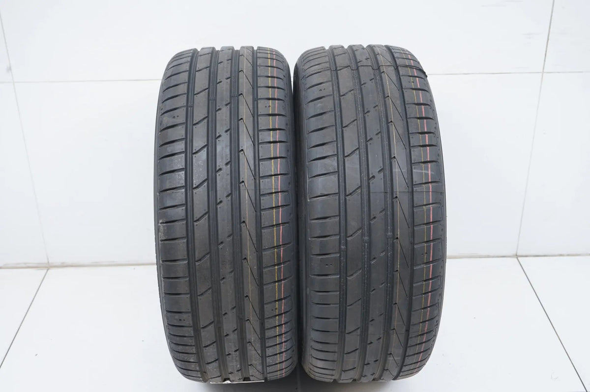 2 x DEMO Sommerreifen Hankook 225 45 18 Zoll DOT22 MO RFT Detailansicht 2