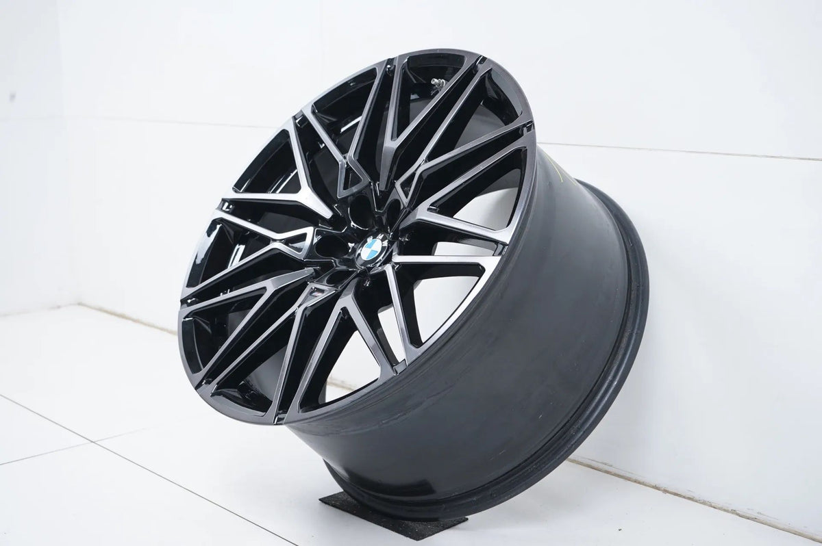 1 x BMW X5M F95 X6M F96 Alloy Wheel 21 Inch M818 8093564 11J ET48 Detailansicht 6