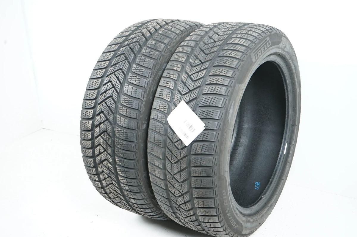 2x pneus hiver Pirelli Sottozero 255 45 19 pouces DOT21 env. 7mm MO Vue détaillée 3