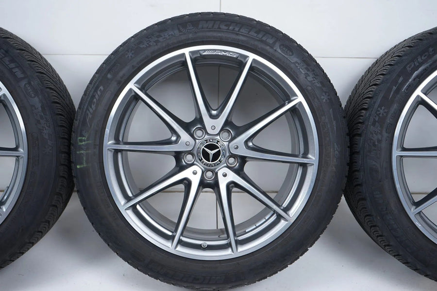 Mercedes E63 AMG W213 Winterreifen Winterräder 265 40 19 Zoll