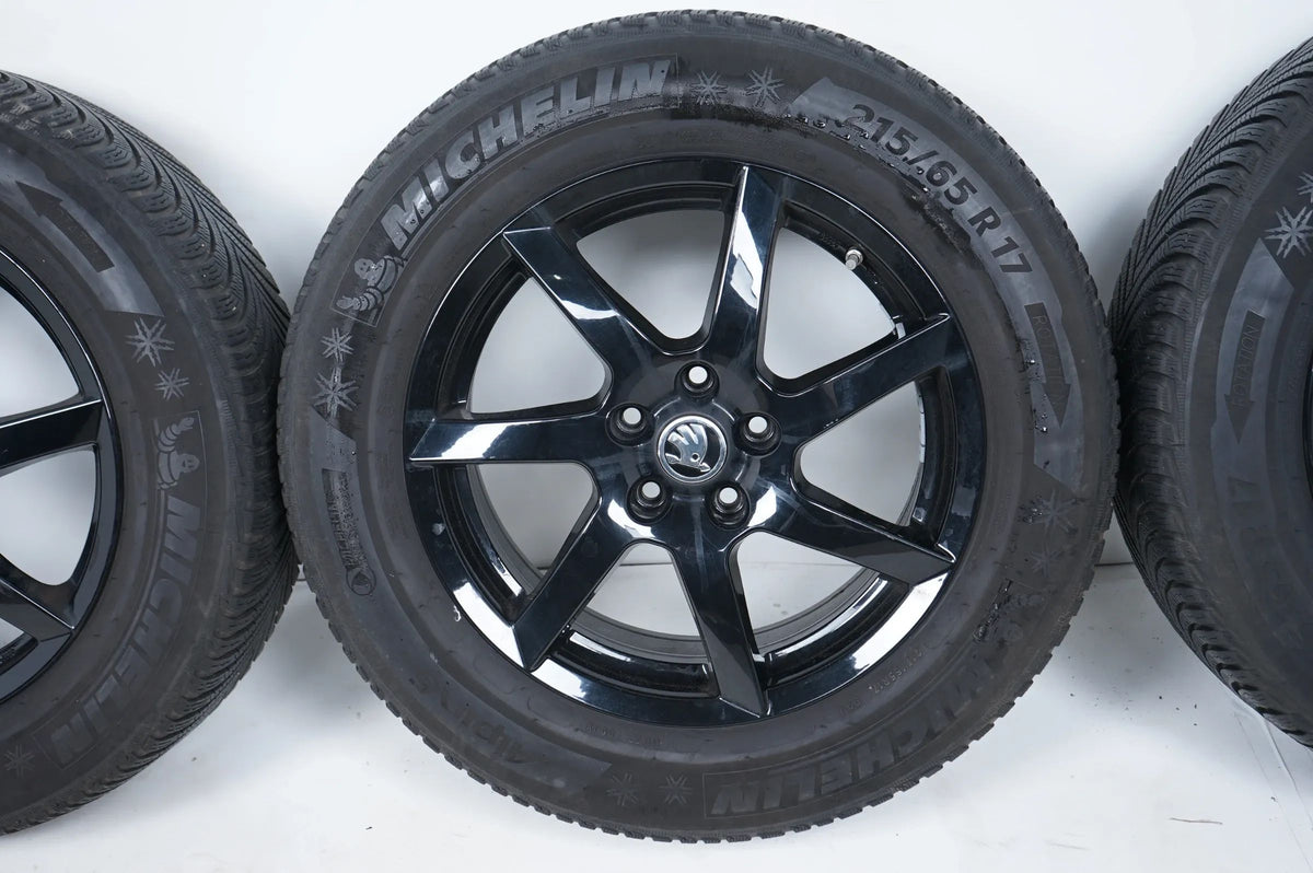 VW Tiguan Skoda Kodiaq Audi Q3 Winterreifen Winterräder 215 65 17 Zoll Detailansicht 5