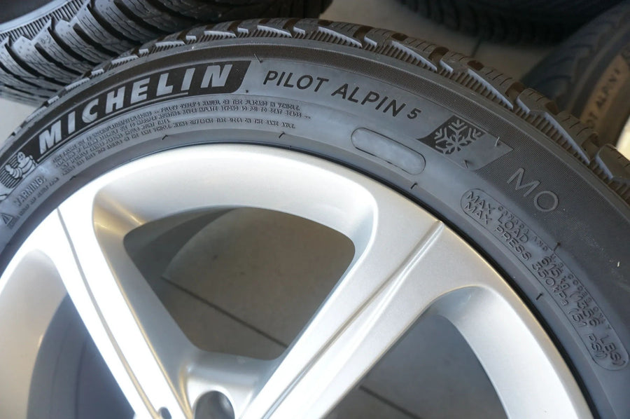 Mercedes A-Klasse W177 B-Klasse CLA C118 Alufelgen Winterreifen 205 55 R17 7mm