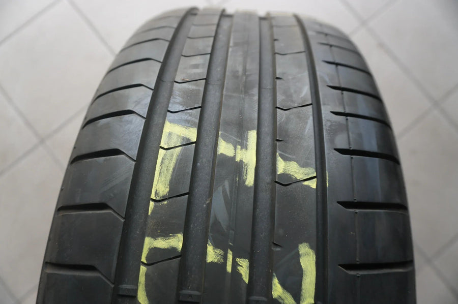 1 X 245 45 R18 100Y Pneu d'été Pirelli P Zero PZero * 2023 5mm
