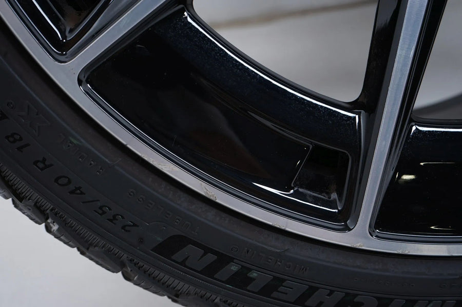 Roues et pneus hiver Mercedes CLA35 C118, dimensions 235/40/18 pouces