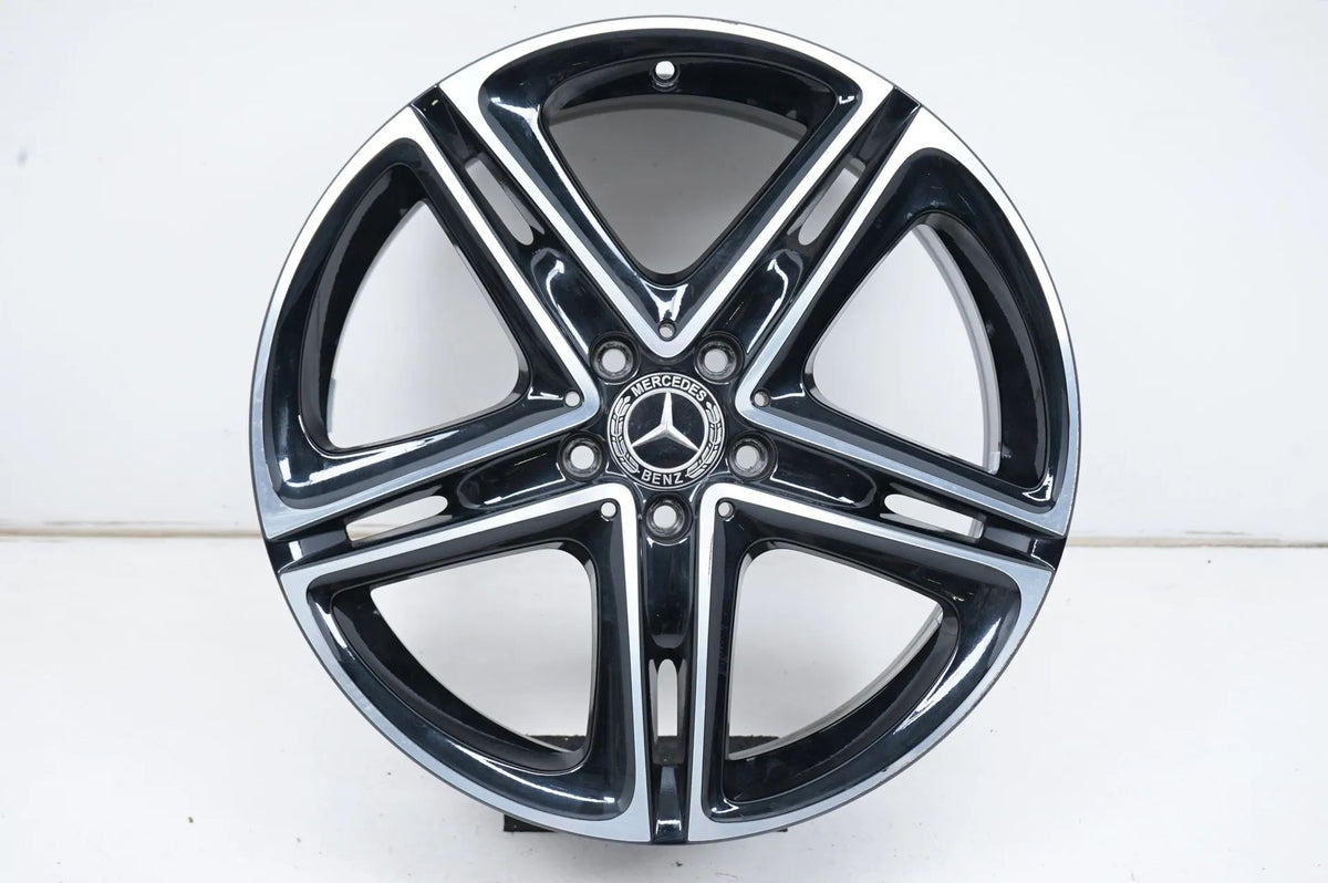 1 x Hliníkový disk Mercedes E třídy W238 19 palců A2384010300 8J ET43