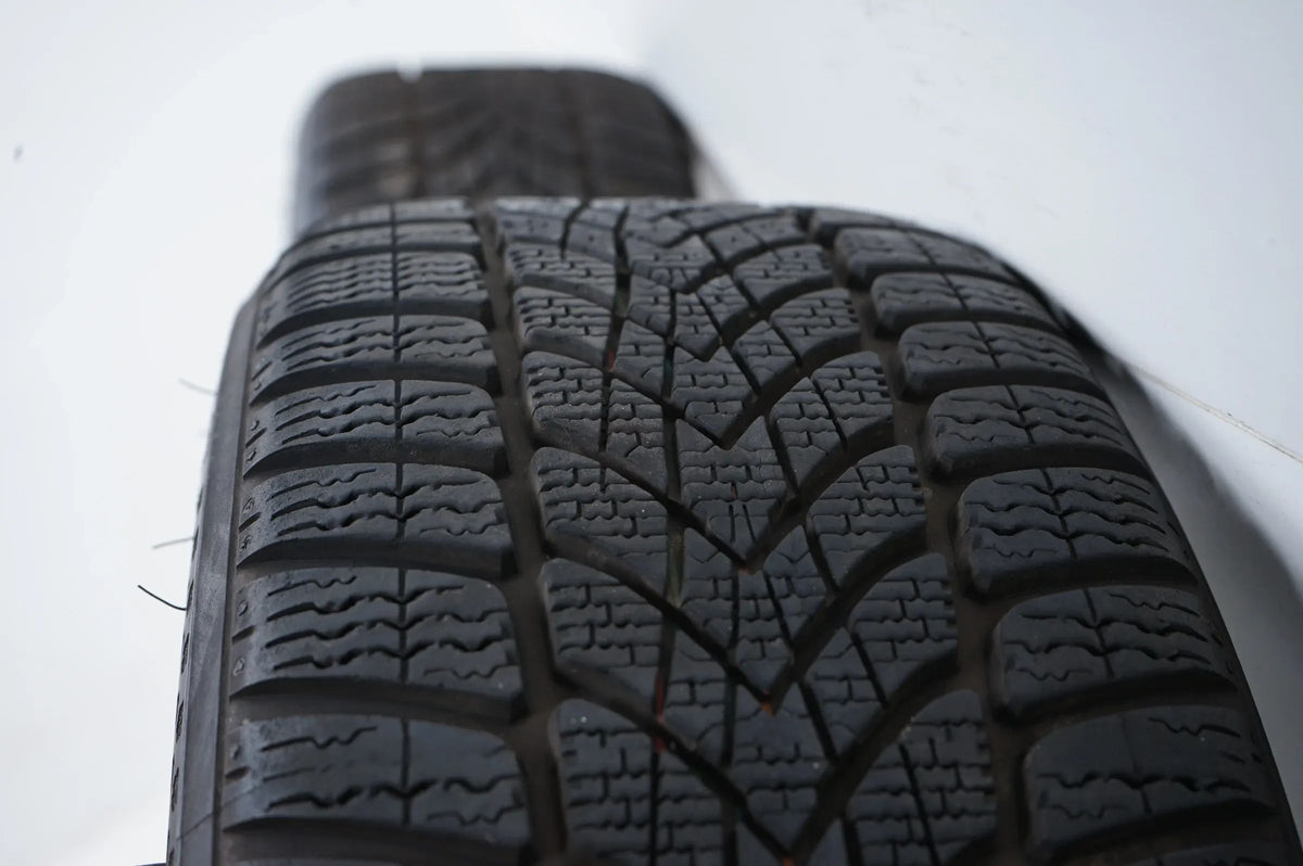 MINI F55 F56 F57 JCW Winter Wheels Winter Tires 205 45 17 inch Detail view 17