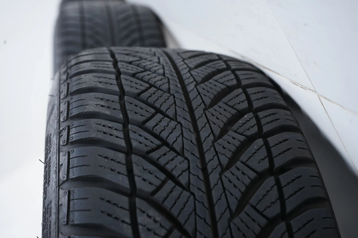 MINI MINI F55 F56 F57 Winter tires Winter wheels 195 55 16 inch Detailansicht 10