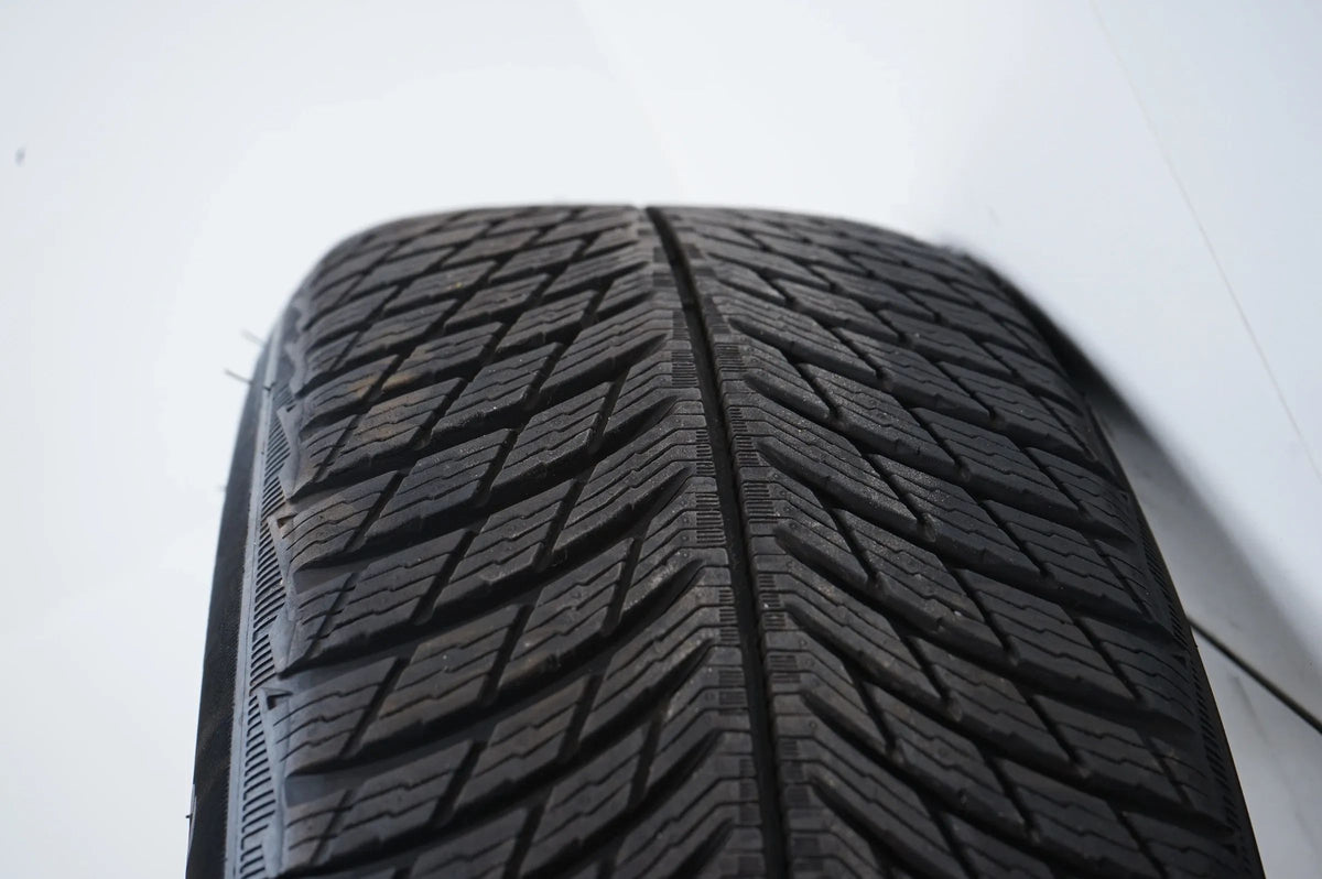 BMW X3 X4 G01 G02 Winter Tires Winter Wheels 225 60 18 inch Detailansicht 12