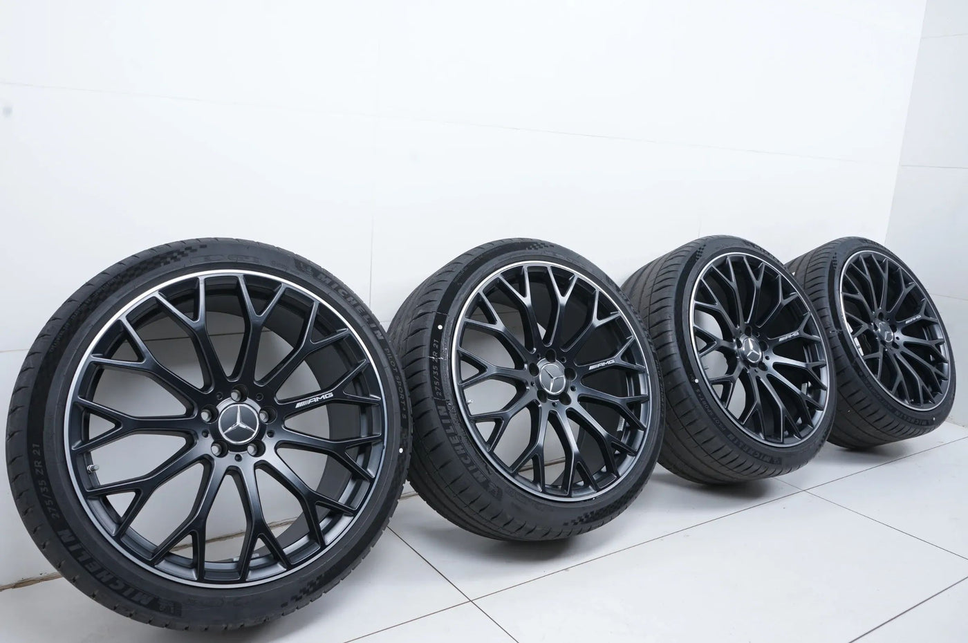 Mercedes SL63 AMG R232 W232 Summer Tires Summer Wheels 21 Inch