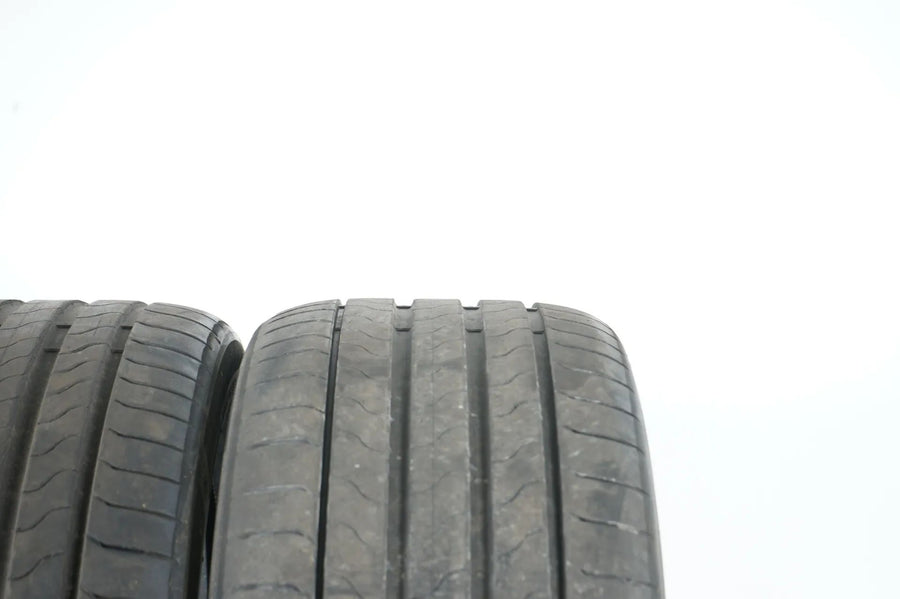 2 x Sommerreifen Bridgestone 255 40 R21 21Zoll DOT23 ca.5mm