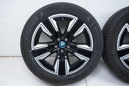 BMW iX3 X3 G01 G02 G08 zimní pneumatiky zimní kola 245 50 19 palců